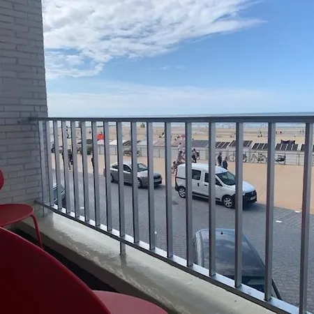 Cozy 2 Bedroom With Seaview In T82 Ostend